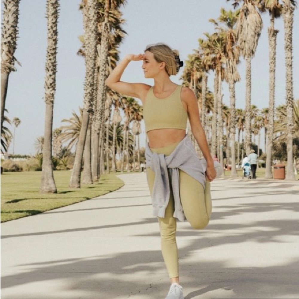 Cjla-honeydew cliff leggings
